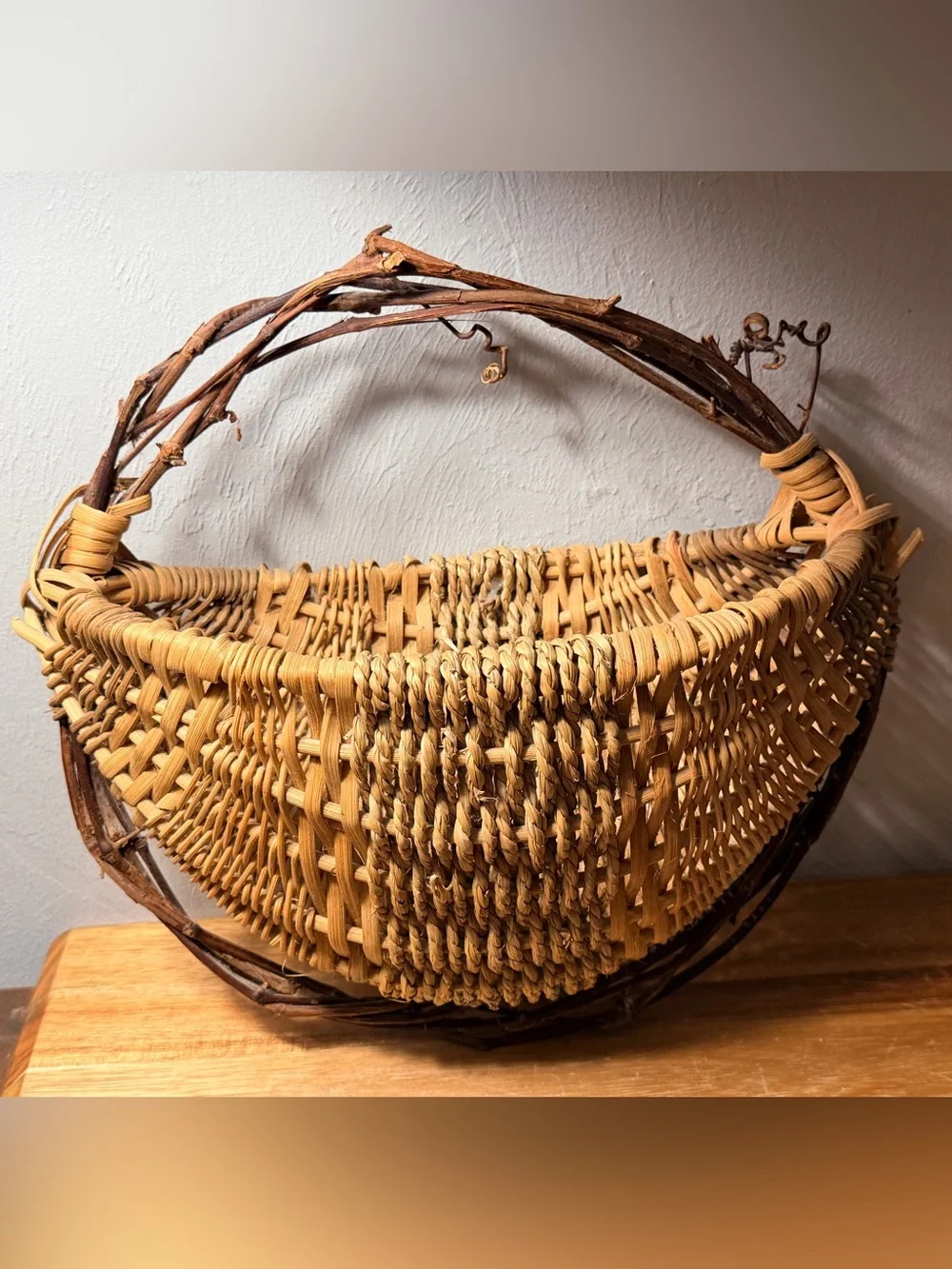 Vintage Handwoven Wicker Basket with Vine Handle - Natural Tan